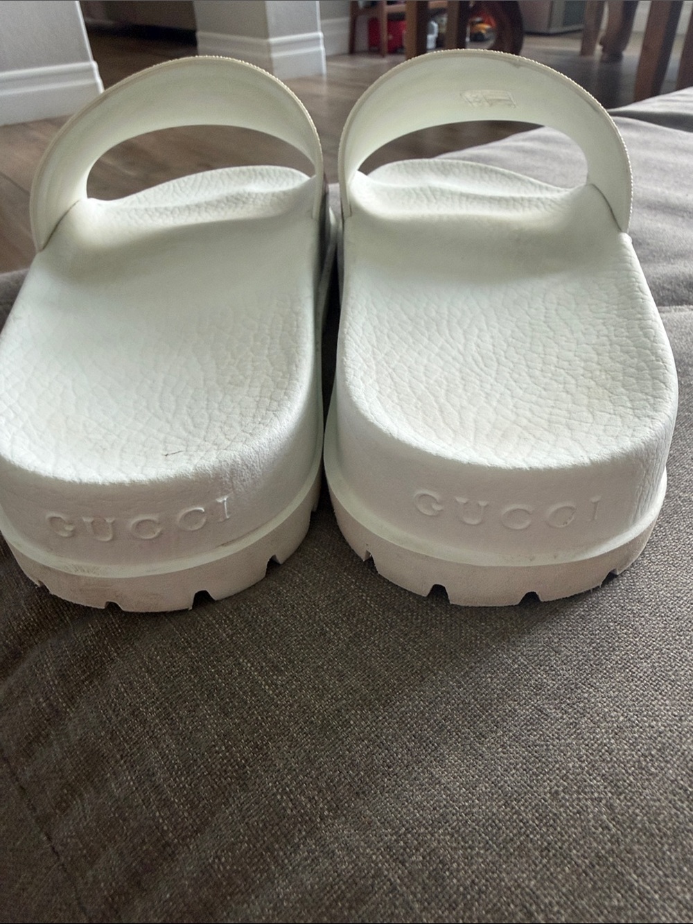 Gucci White Slides with Green and Red Stripe - Picture 5 of 6